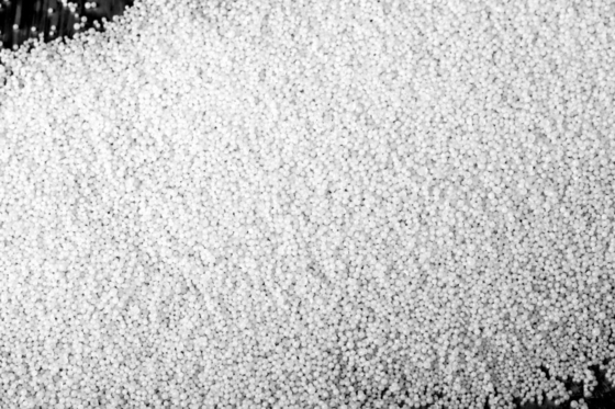 Pearl caustic soda Mining Chemicals 99% min sodium hydroxide